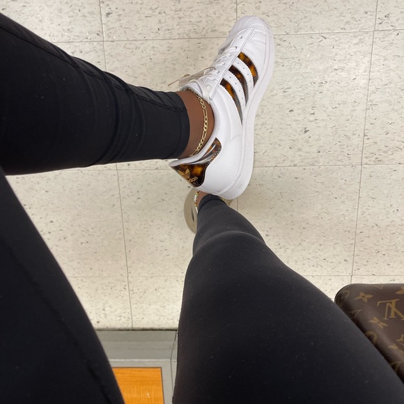 NWT ADIDAS “TORTOISESHELL” SNEAKERS - Picture 2 of 2